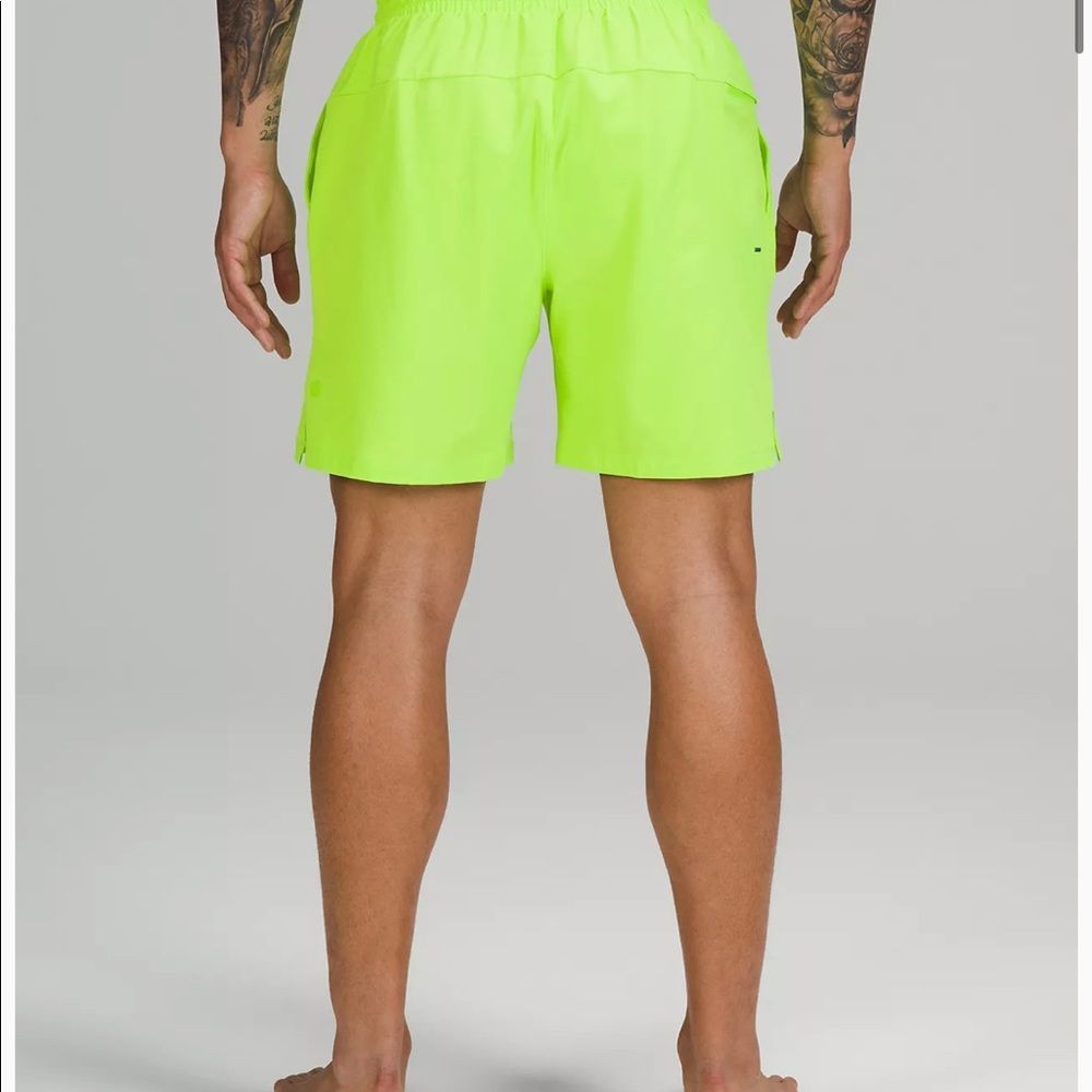 Lululemon Pool Short 7" - Picture 2 of 6